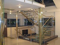 Стеклянная лестница 13